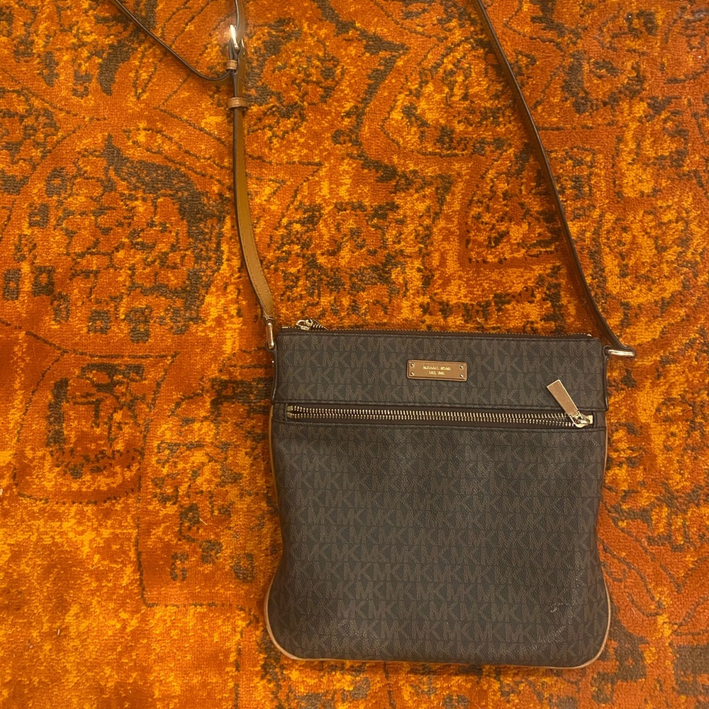 Michael Kors Jet Set Crossbody Bag